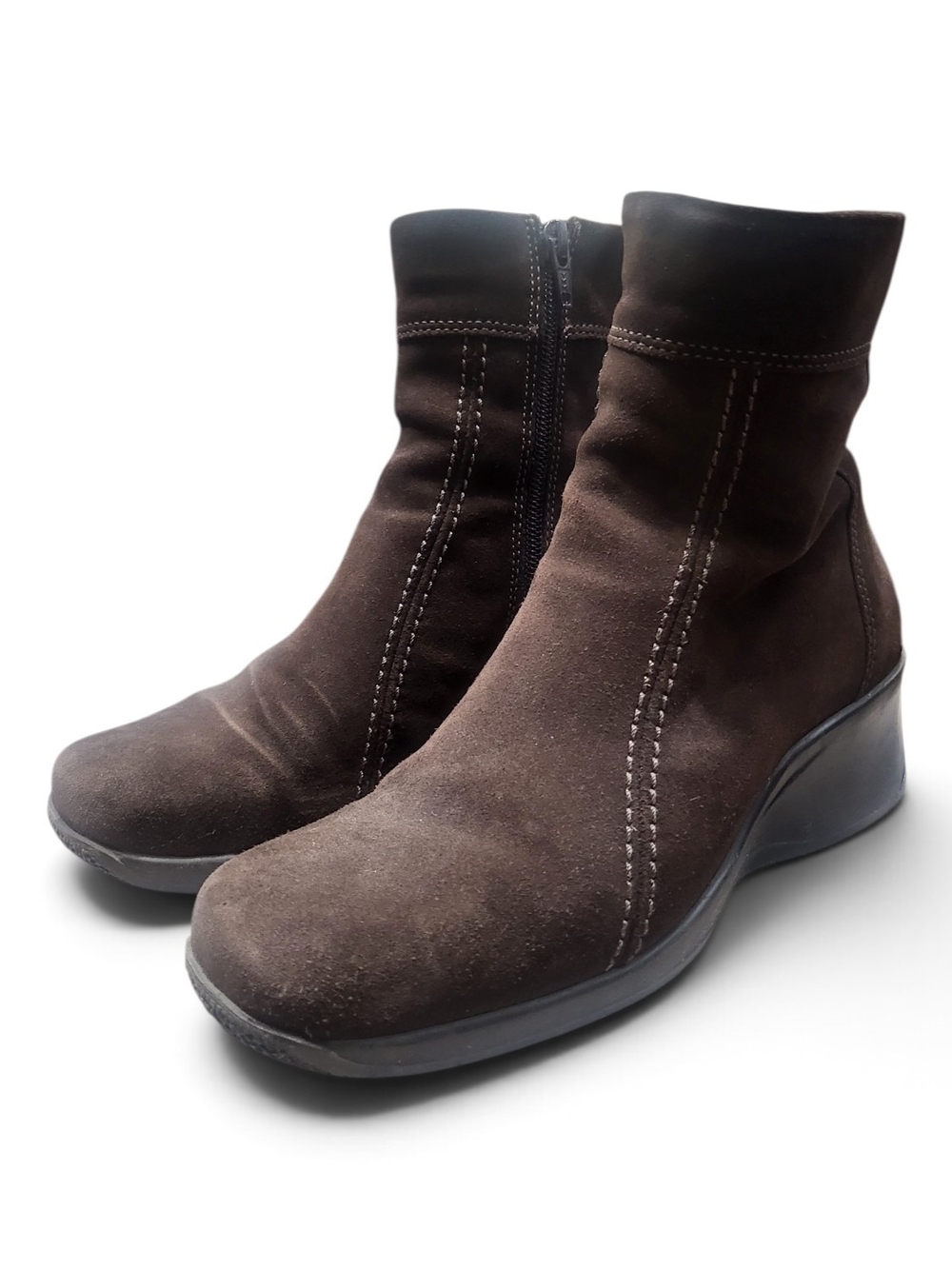 La CANADIENNE Brown Suede Wedge Ankle Boots